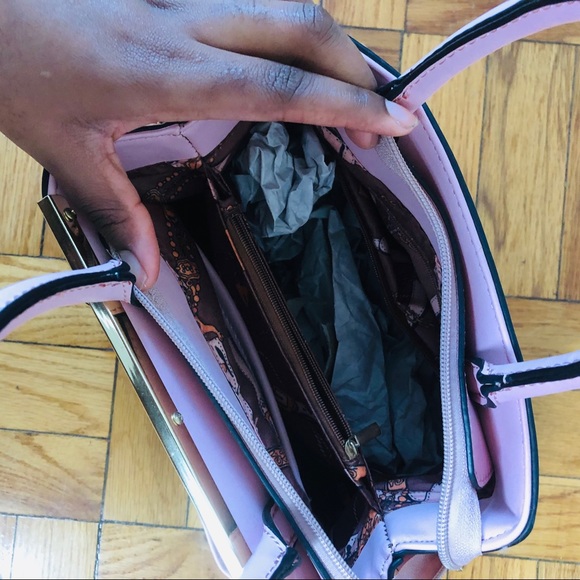 Pink purse - Picture 4 of 6